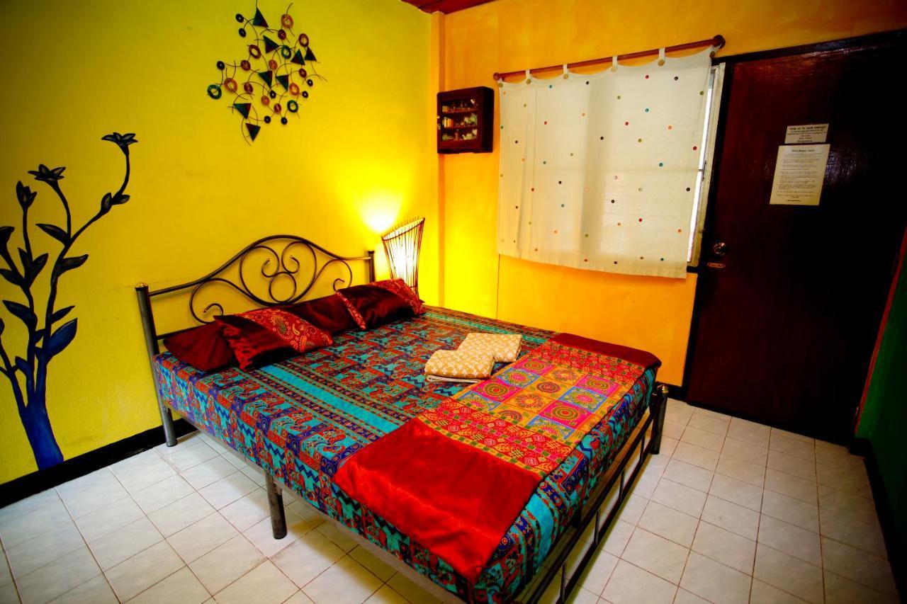 Diva Guesthouse Τσιάνγκ Μάι Εξωτερικό φωτογραφία